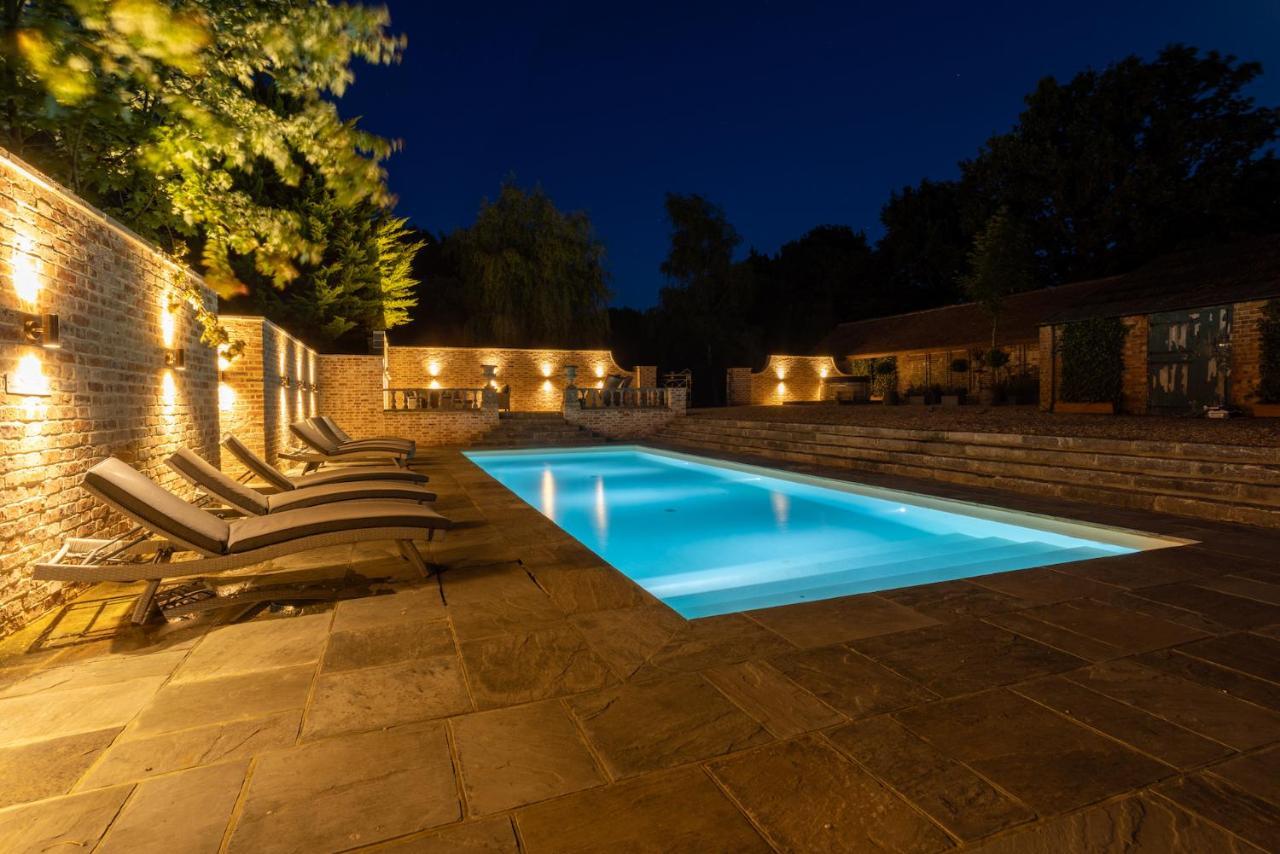 Eastwood Observatory: 12 Bedrooms, Swimming Pool And Tennis Court Hailsham Exteriör bild