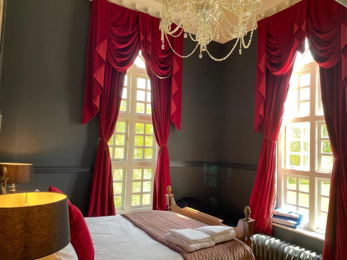 Eastwood Observatory: 12 Bedrooms, Swimming Pool And Tennis Court Hailsham Exteriör bild