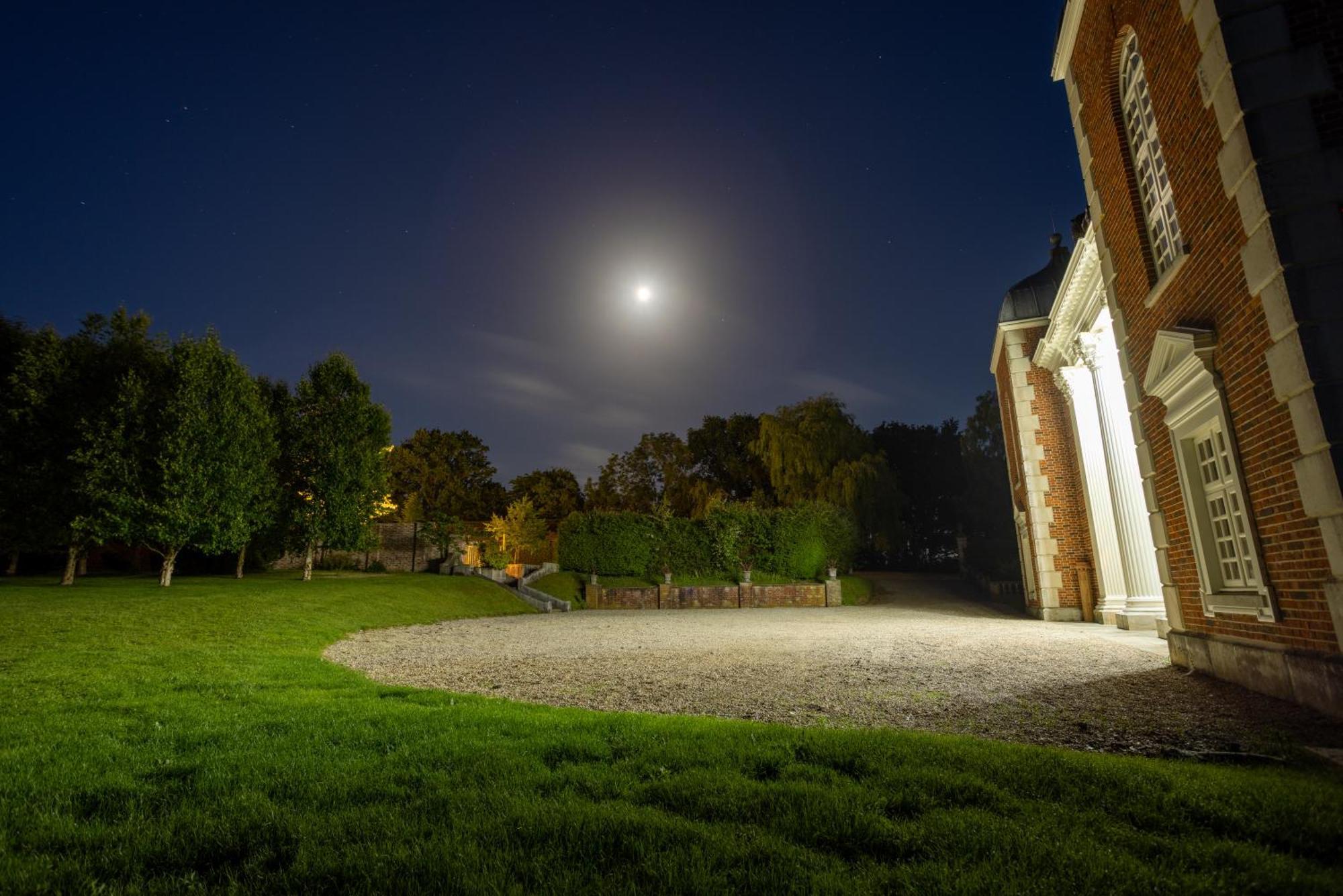 Eastwood Observatory: 12 Bedrooms, Swimming Pool And Tennis Court Hailsham Exteriör bild